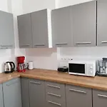 Апартаменти Tulip - Jednoosobowy Nr 1 Ze Wspolna Lazienka I Kuchnia