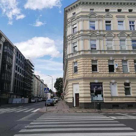 Tulip - Jednoosobowy Nr 1 Ze Wspolna Lazienka I Kuchnia Щецин