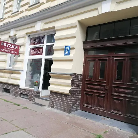 Апартаменти Tulip - Jednoosobowy Nr 1 Ze Wspolna Lazienka I Kuchnia