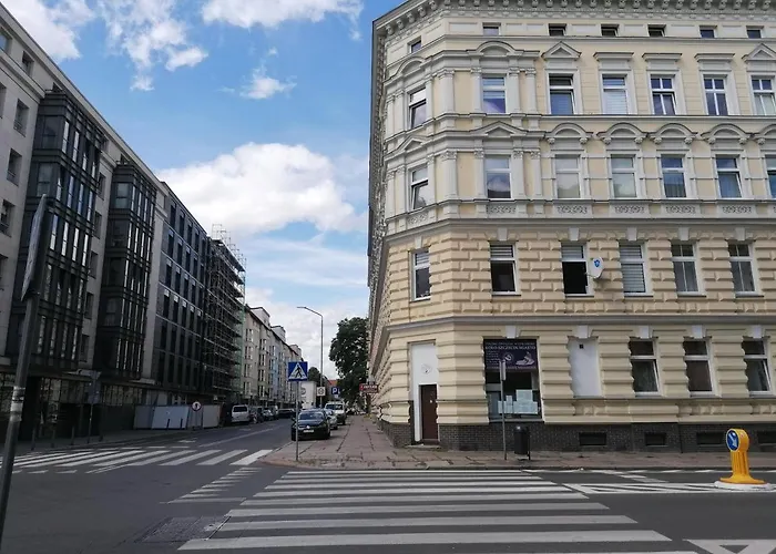 Tulip - Jednoosobowy Nr 1 Ze Wspolna Lazienka I Kuchnia Szczecin