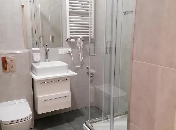 Tulip - Jednoosobowy Nr 1 Ze Wspolna Lazienka I Kuchnia Appartement *